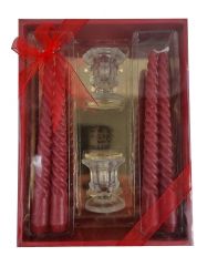 zestaw świec i świeczników